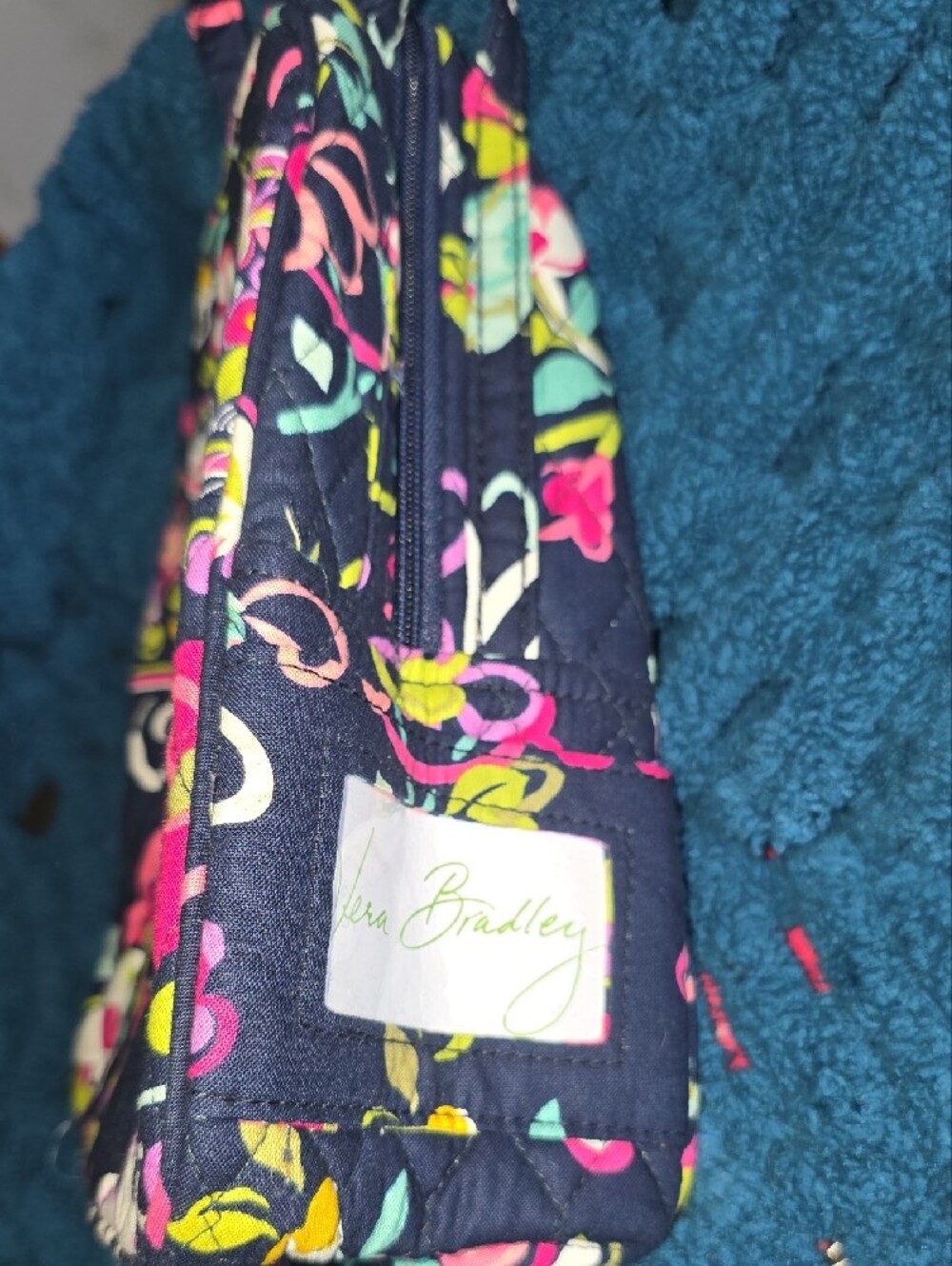 Vera Bradley Breast Cancer Navy Floral Quilted Lunch Bag - Picture 5 of 6